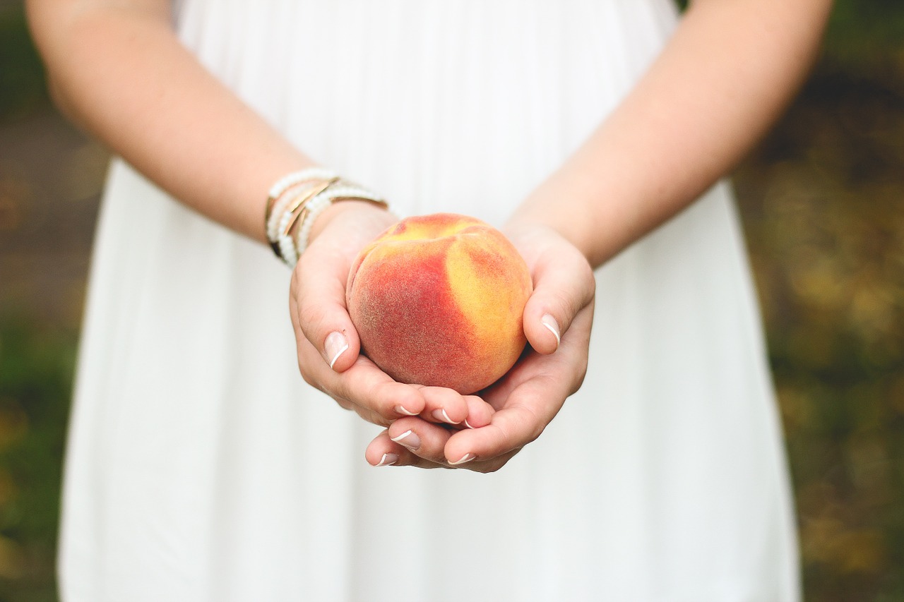 Attracting Women: Be Like a Peach Tree…